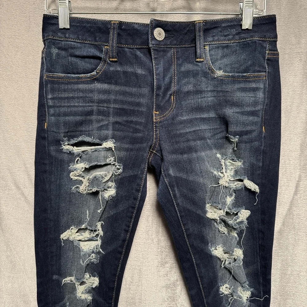 American Eagle Jeans Womens 4 X Short Dark Wash Super Stretch X Distressed‎